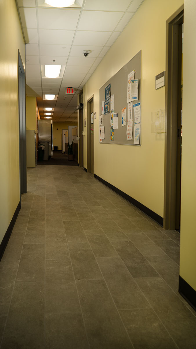 DSC04092-HDR-hallway2